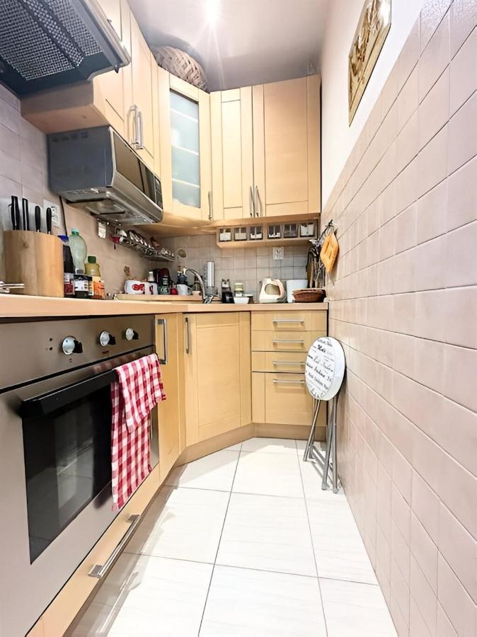 Blue Apartment In City Center, Best Location Братислава Экстерьер фото